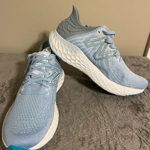 New Balance Women’s Fresh Foam Size 9